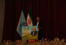 همایش تجلیل از پروفسور علی اکبر جلالی چهره ماندگار شهرستان شاهرود با حضور مسئولین و قشرهای مختلف مردم 
